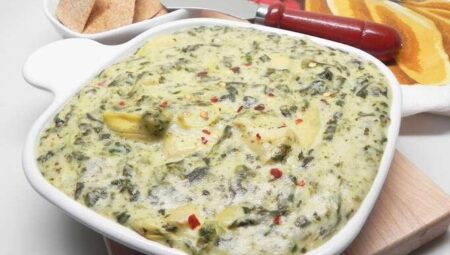 Instant Pot Spinach and Artichoke Dip