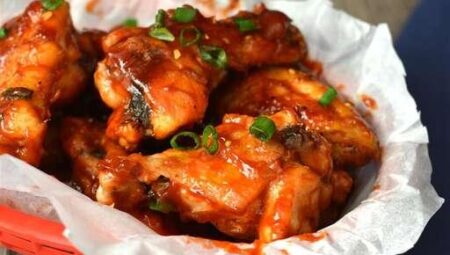 Sweet and Spicy BBQ Chicken Wings