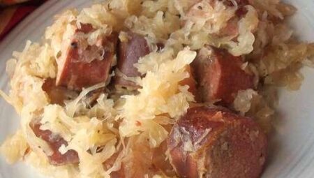 Slow Cooker Kielbasa and Beer