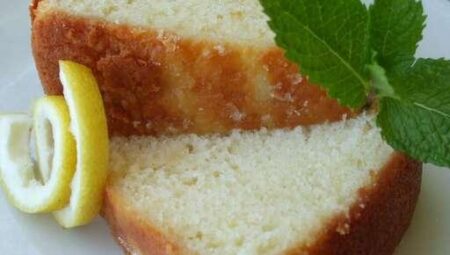 Five Flavor Pound Cake