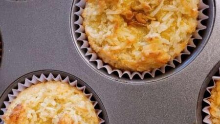 Portuguese Coconut Cakes (Bolos de Coco)