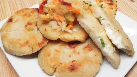 Basic Cheese Pupusas