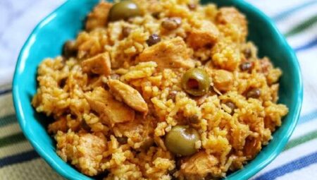 Instant Pot® Puerto Rican Arroz con Pollo