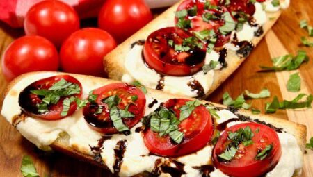 Caprese Garlic Bread