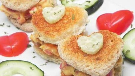 Tea Party Sandwiches (Puerto Rican Version)