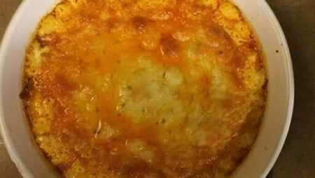 Quick and Easy Baked Buffalo Chicken Dip