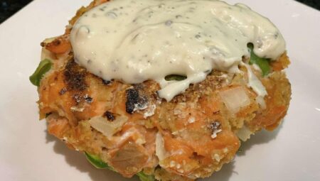 Salmon Burgers with Lemon Basil Mayo