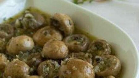 Marinated Mushrooms for Antipasto