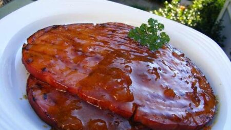 Apricot Glazed Ham